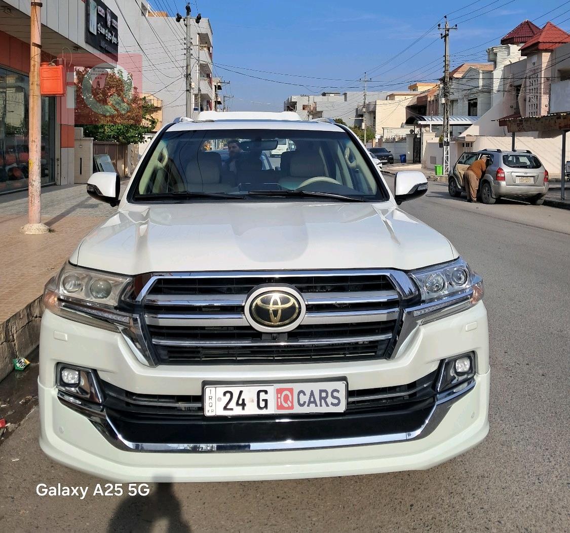 تويوتا لاندكروزر